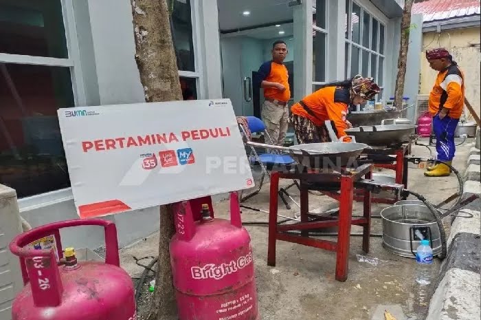 Banjir Melanda Semarang, Pertamina Gerak Cepat Salurkan Bantuan Bright Gas dan Paket Sembako ke Posko Utama